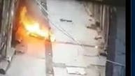 فيديو مروع.. يمني يضرم النار في نفسه بسبب أحواله الصعبة