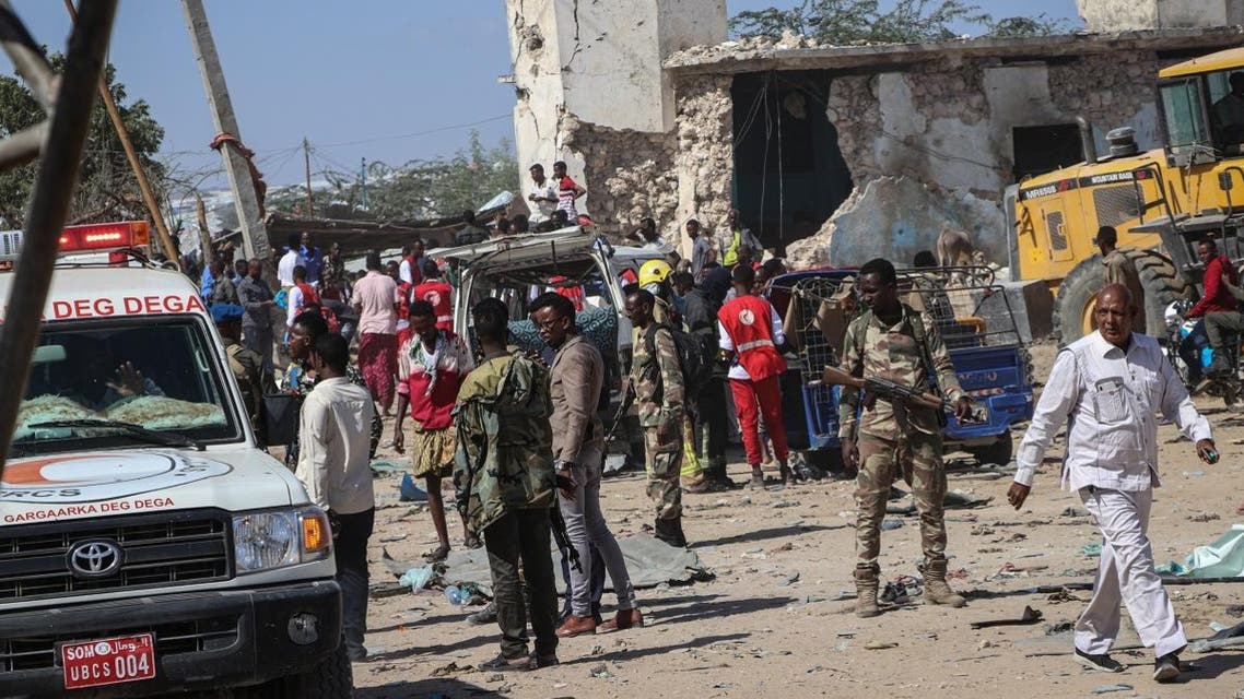 Somali soldiers secure the scene at a car bombing attack site in Mogadishu, on December 28, 2019. (AFP)