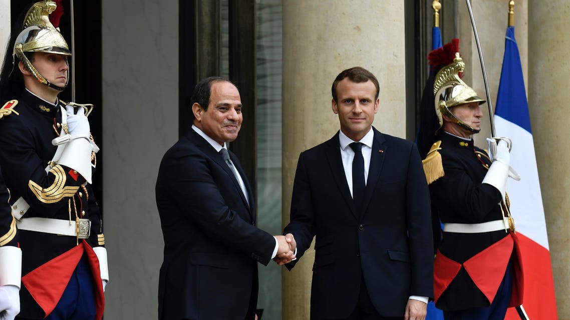 French President Macron and Egyptian President Sisi. (File photo: AFP)