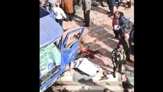 فيديو مروع.. قتلى بسقوط شاحنة من أعلى جسر في مصر