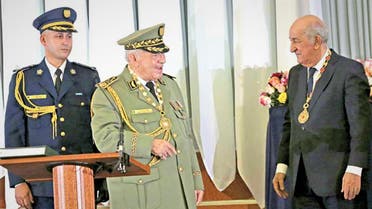الرئيس الجزائري عبد المجيد تبون وقائد الجيش الجزائري الفريق الراحل أحمد قايد صالح 