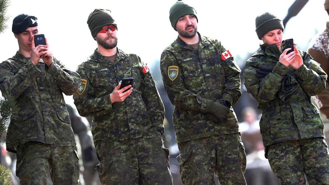 Canadian soldiers look on during NATO Enhanced Forward Presence battle group training in Adazi military field, Adazi, Latvia March 28, 2019. (File photo: Reuters)