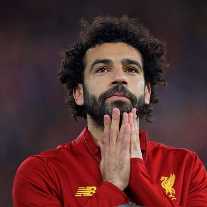 شاهد هدية ليفربول لمحمد صلاح.. "استمتع بالسحر"