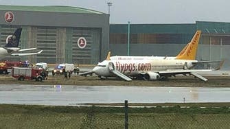 بالصور.. انزلاق طائرة ركاب تركية في مطار بإسطنبول