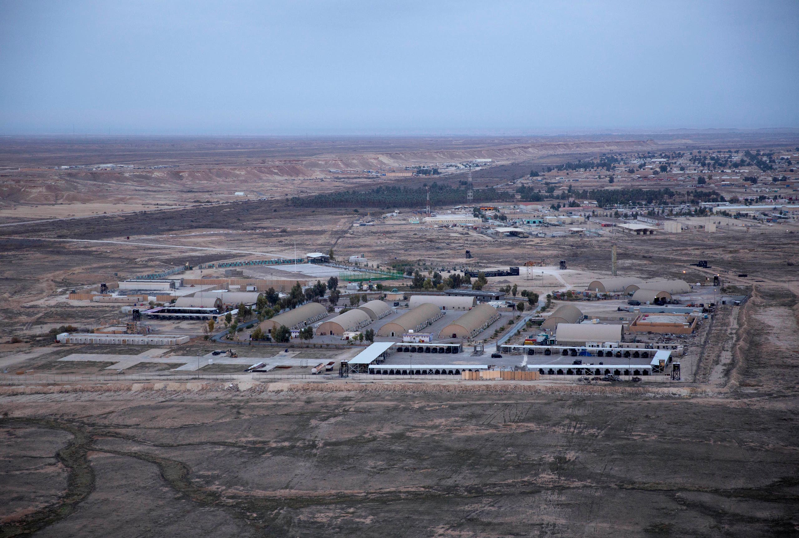 Aerial photo shows Ain al-Assad air base in the western Anbar desert, Iraq. (File photo: AP)