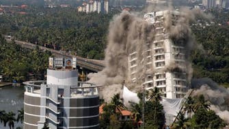 شاهد تفجير مجمع سكني فاخر في الهند