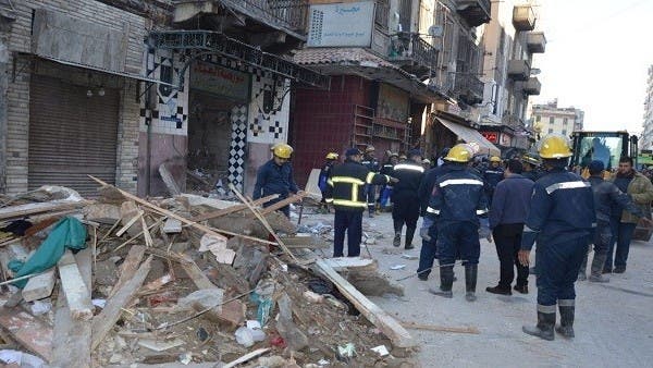 مصر.. 5 قتلى في سقوط بناية قديمة بالإسكندرية