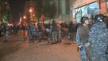 صور اعتقال الأمن اللبناني لمتظاهرين غرب بيروت