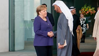 محمد بن زايد يبحث مع ميركل ببرلين الوضع في ليبيا