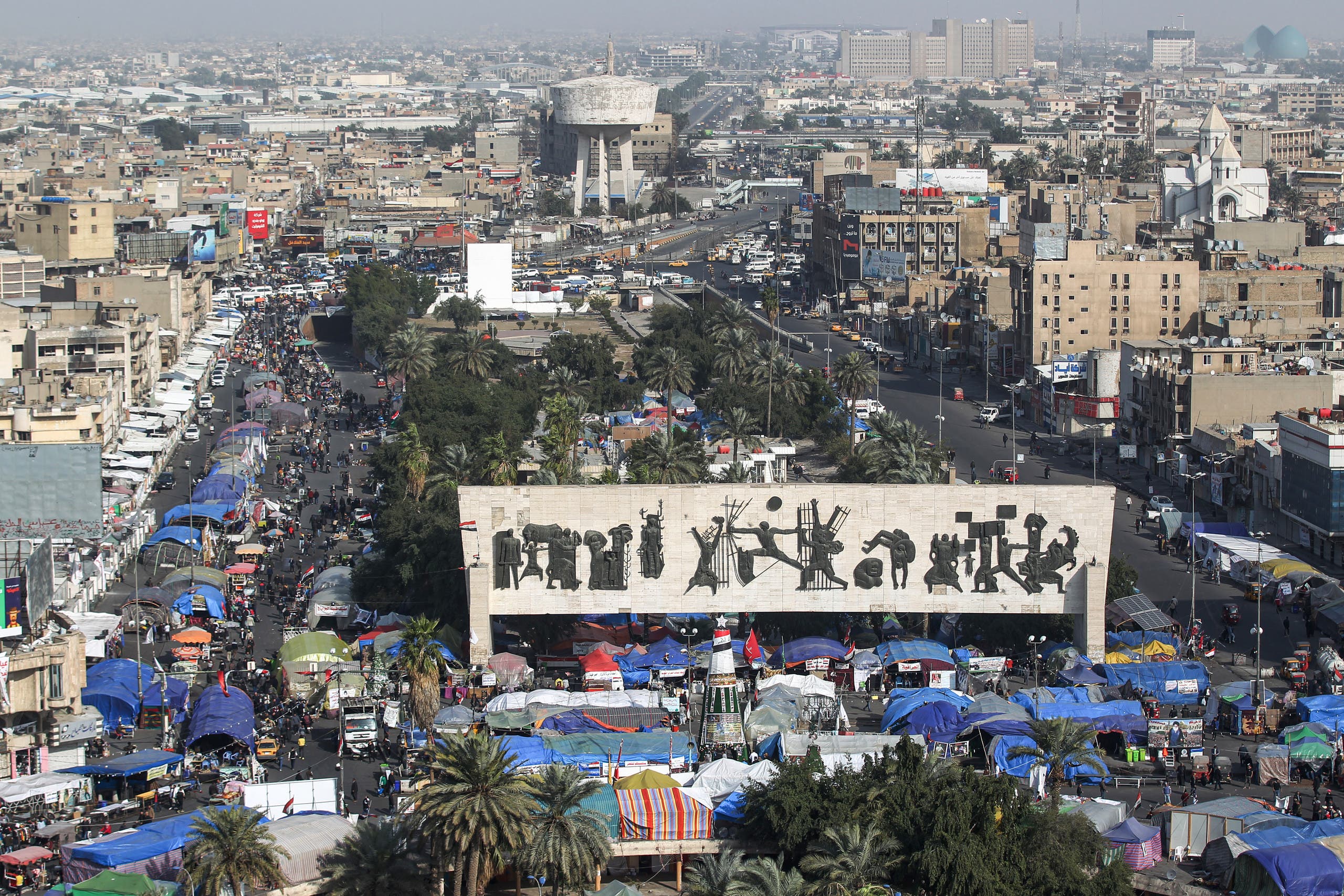 من ساحة التحرير في بغداد (17 يناير- فرانس برس)
