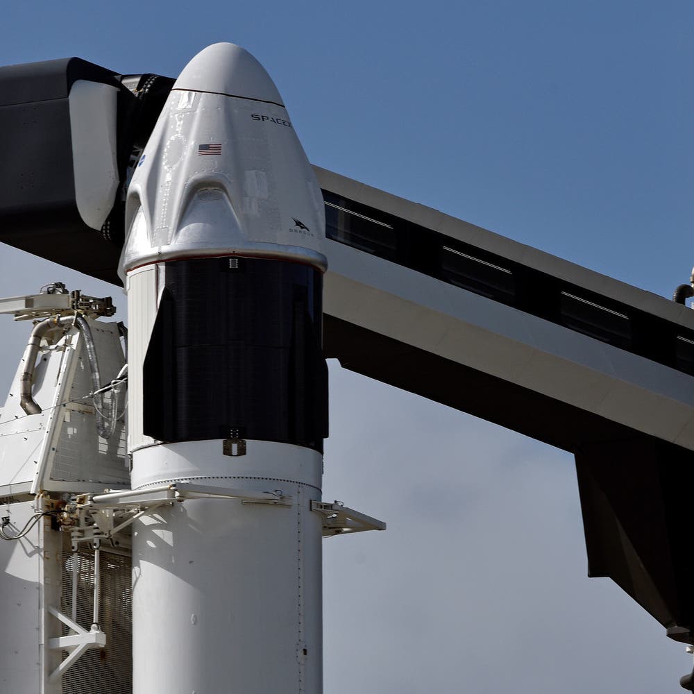 SpaceX Uncrewed Flight Today Will Test Abort System for Crew