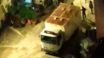 فيديو يظهر تعرض موقوفين للضرب.. والأمن اللبناني يحقق