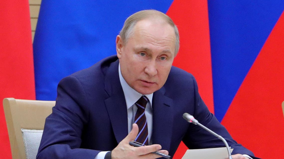 Russian President Vladimir Putin meets with his newly formed working group for amending the constitution outside Moscow on January 16, 2020. (File photo: AFP)