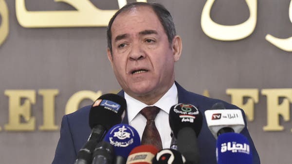 الجزائر تحذّر من التأزم العسكري بليبيا وتدعو لاستئناف الحوار