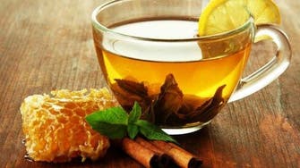 10 فوائد صحية لشرب الماء بالعسل.. بعضها مثير للدهشة!