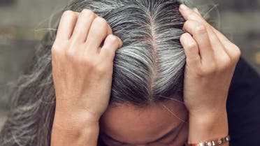 تحقیقات جدید دانشمندان مشخص کرد: استرس و فشار عصبی مو را سفید می‌کند