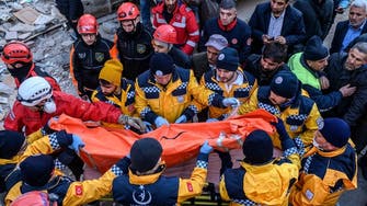 تركيا تبحث عن ناجين.. وارتفاع عدد ضحايا الزلزال إلى 35