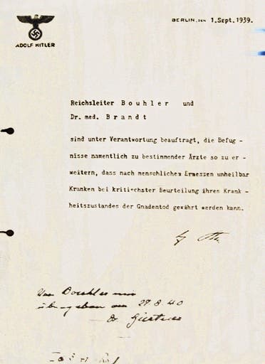 صورة لوثيقة قرار  إبادة المعوقين بألمانيا حسب أوامر أدولف هتلر