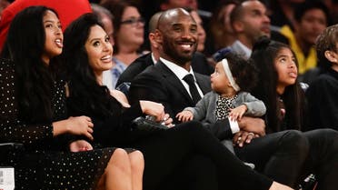 Former Los Angeles Laker Kobe Bryant pictured with his family during an NBA basketball game in Los Angeles, Monday, Dec. 18, 2017. (File photo: AP)