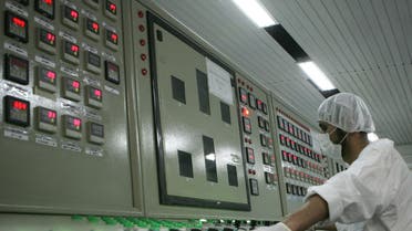 An Iranian technician works at the control room of the Isfahan Uranium Conversion Facilities (UCF), 420 kms south of Tehran, 03 February 2007. (AFP)
