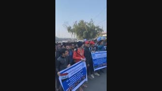 فيديو.. هتافات ضد العامري والصدر والموالين لإيران في كربلاء