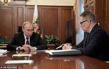 بوتين ووزير الصحة الروسي في اجتماع الأربعاء