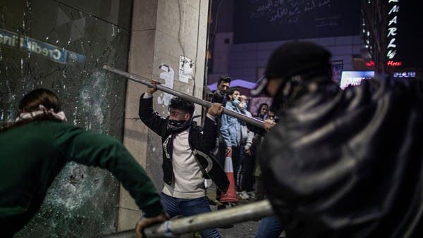 نيويورك تايمز: تفكك الطبقة الداعمة لحزب الله يهدد مستقبله