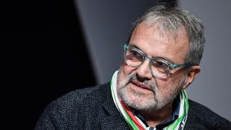 Benetton cuts ties with photographer Toscani 