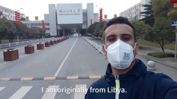 شاهد.. طالب ليبي يرفض ترك ووهان: "رفاقي بحاجة لي"