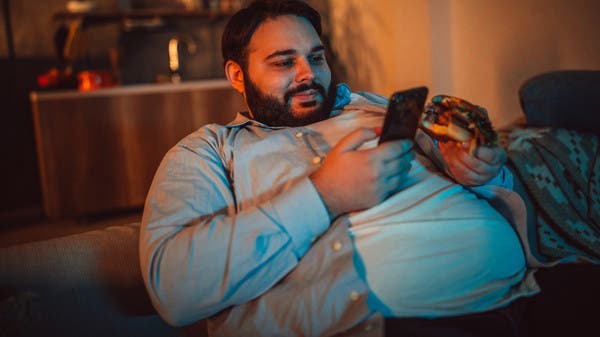 الضرائب لمكافحة البدانة.. وخنق الأطعمة الرديئة