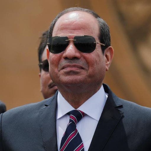 السيسي يحذر من إصابة الآلاف إذا لم يلزم المصريون منازلهم