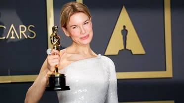 Renee Zellweger poses with her Oscar for Best Actress in "Judy" in the photo room during the 92nd Academy Awards in Los Angeles, California, February 10, 2020. (Photo: AP)