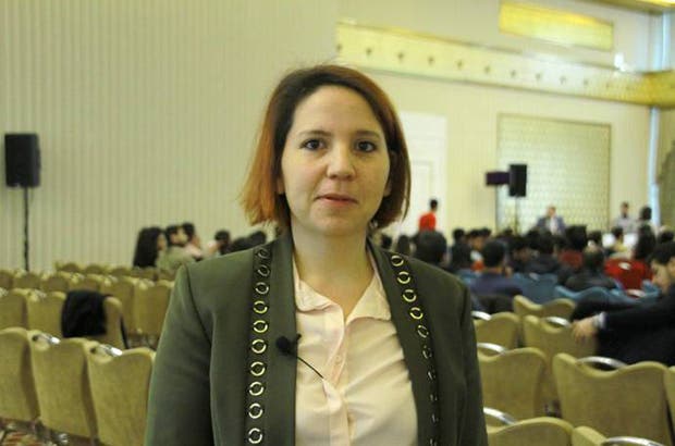 المدافعة التركية عن حقوق الإنسان، افين بارش آلتنطاش