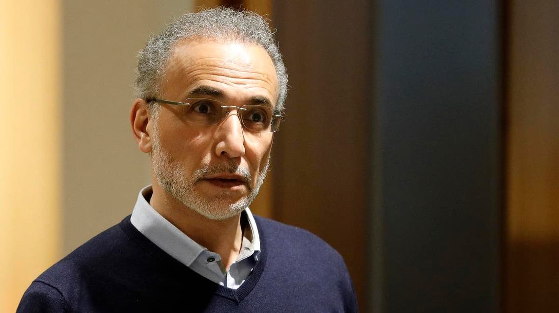 Swiss leading Islamic scholar Tariq Ramadan arrives at the Palais de Justice (Law Court) of Paris, on February 13, 2020. (AFP)