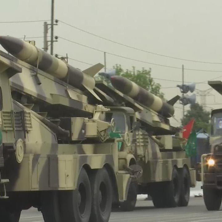 اليمن يحذر من مخاطر رفع حظر توريد السلاح من وإلى إيران