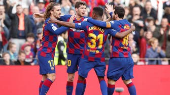 برشلونة يعلن تخفيض أجور اللاعبين والعاملين