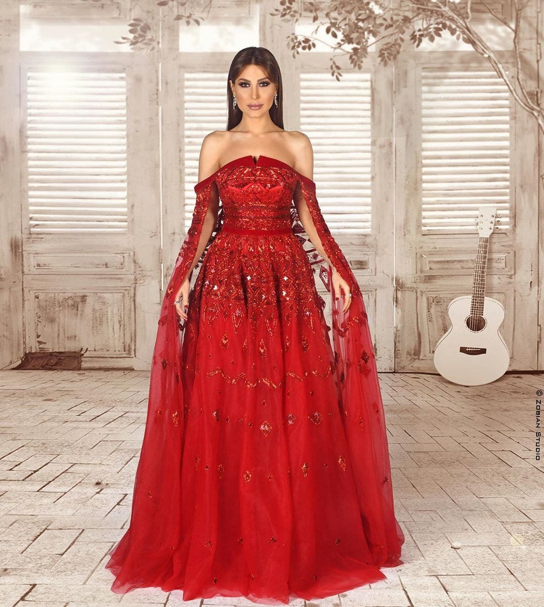 يارا.