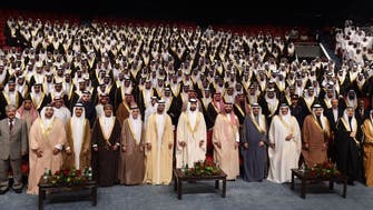 "خليفة الإنسانية" تنظم زفافا لـ1200 عريس وعروسة بالبحرين