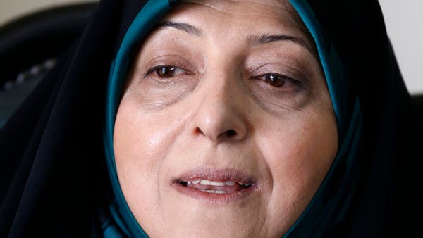 كورونا يتفشى في النظام.. ويصيب نائبة روحاني