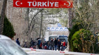 المفوضية الأوروبية تحثّ تركيا على الالتزام بمنع تدفق المهاجرين