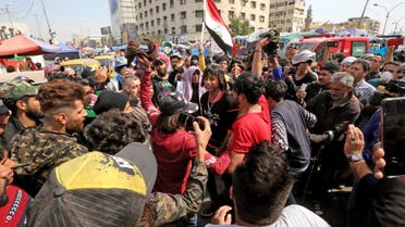 من ساحة التحرير في بغداد (الاول من مارس- فرانس برس9