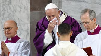 بعد إصابته بالزكام.. البابا يقيم الصلاة عبر الفيديو