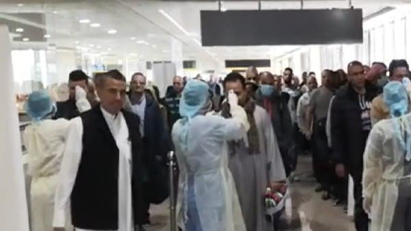السعودية توصي بتدابير للقادمين من دول مصابة بكورونا