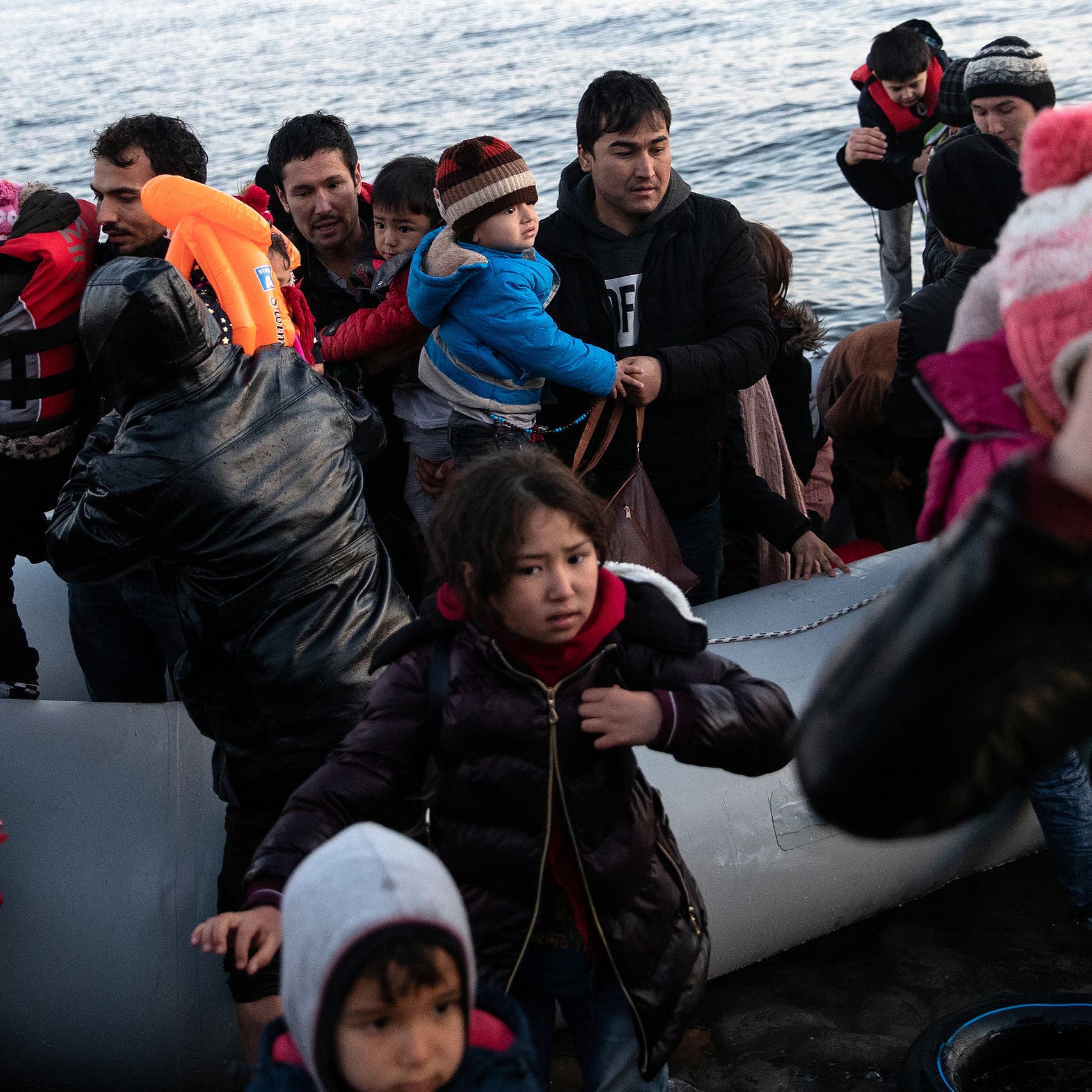 تركيا تنشر الشرطة على حدود اليونان لمنع عودة المهاجرين