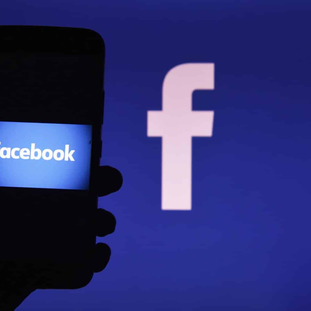 كيف حذفت 6.6 مليار حساب مزيف؟.. فيسبوك تكشف