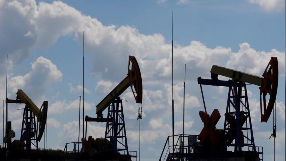 السعودية والإمارات تنويان ضخ 3.6% من الإمدادات البترولية العالمية