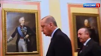 شاهد كم انتظر أردوغان وانتظر حتى سمح له بوتين بالدخول