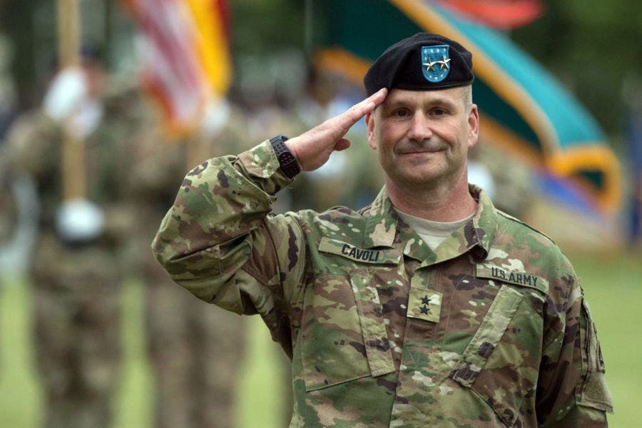 قائد الجيش الأميركي في أوروبا