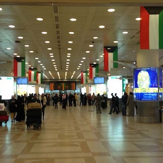 الكويت: إلزام جميع القادمين بفحص كورونا قبل 72 ساعة