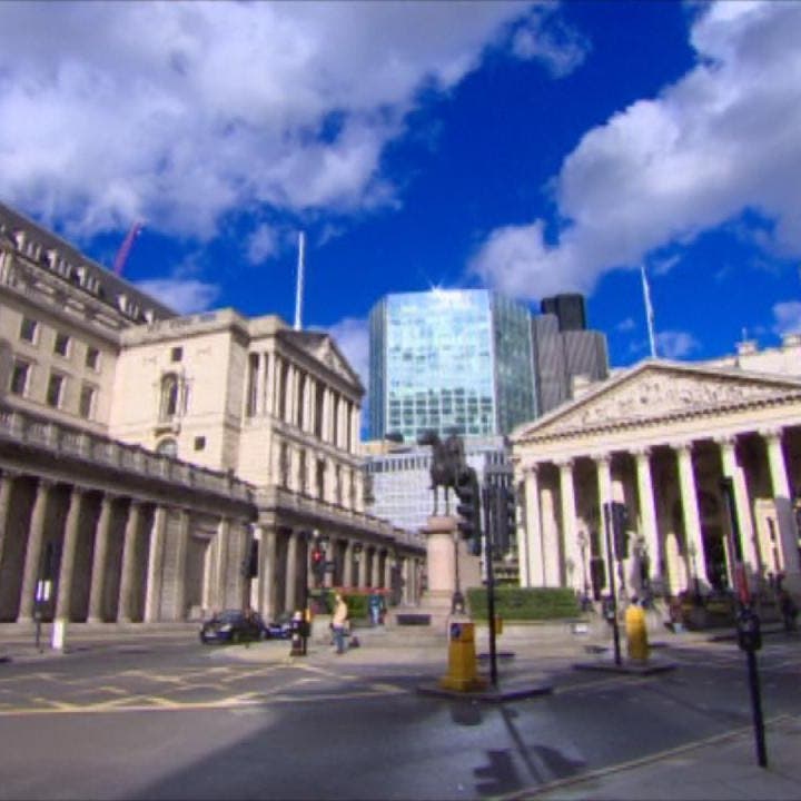 بنك انجلترا يخفض الفائدة في اجتماع استثنائي